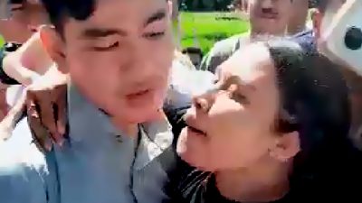 Ingin Cium Gibran, Mega Sampaikan Klarifikasi dan Permohonan Maaf