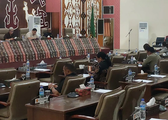 DPRD PROVINSI NTT - DPRD Provinsi NTT sedang bersidang. Akankah Pemilihan Kepala Daerah beralih dari Pemilihan Langsung ke Pemilihan via DPRD?