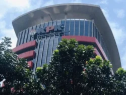 OTT KPK Diduga Bocor! Bupati Langkat Sempat Putar Balik, Komisi Antirasuah Langsung Evaluasi