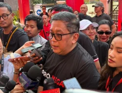 Eks Jampidsus Ditahan Tanpa Borgol, Hasto Soroti Kesetaraan di Mata Hukum