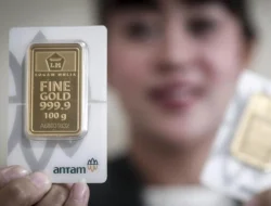 Harga Emas Antam Turun Rp12.000, Kini Rp2,601 Juta per Gram