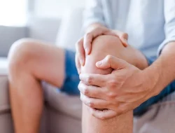 Bunyi Lutut Krek Saat Berdiri? Dokter Ungkap Kapan Normal dan Harus Diwaspadai