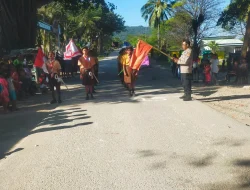 34 Regu SD-SMP Meriahkan Gerak Jalan HUT RI ke-81 di Kolbano