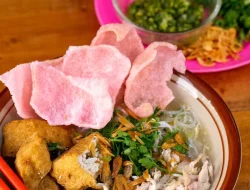 Mie Sop Medan, Semangkuk Hangat yang Bikin Ketagihan